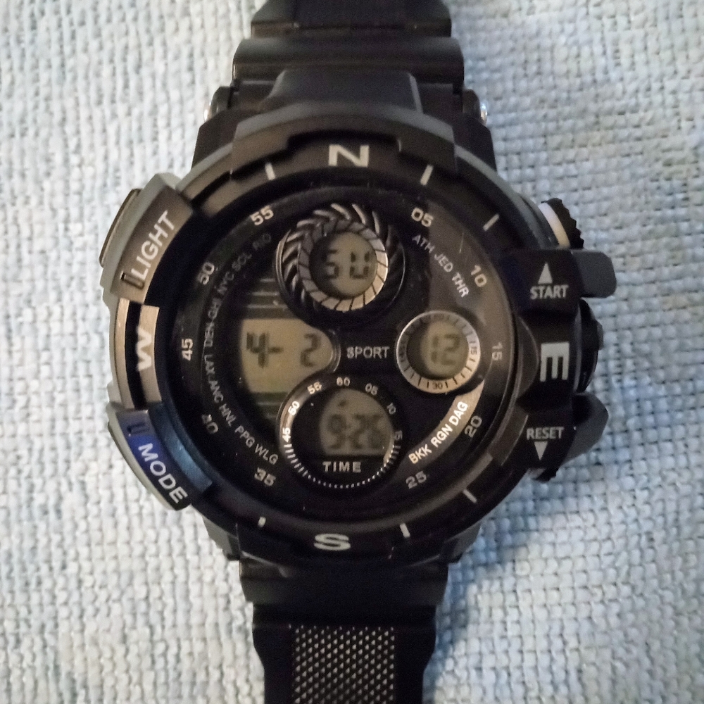 Men's round digital multifunction luminous watch